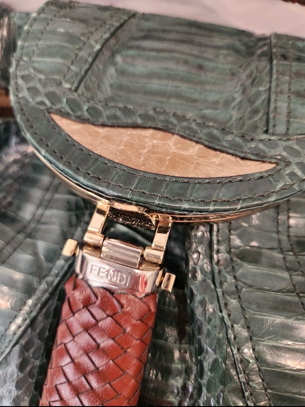 Inspired Handbag - Picture 3 of 3